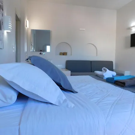 Perissa South Beach Rooms * Perissa (Santorini)